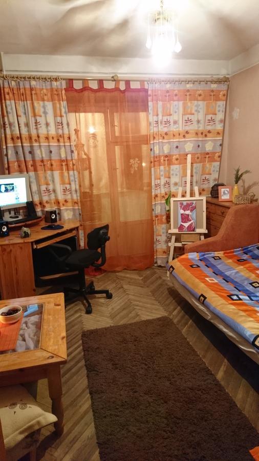 Comfortable Isolated Turnkey Room Near The Subway And The International Exhibition Center Kiew Exterior foto